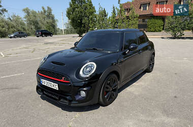 Хетчбек MINI Cooper 2017 в Харкові