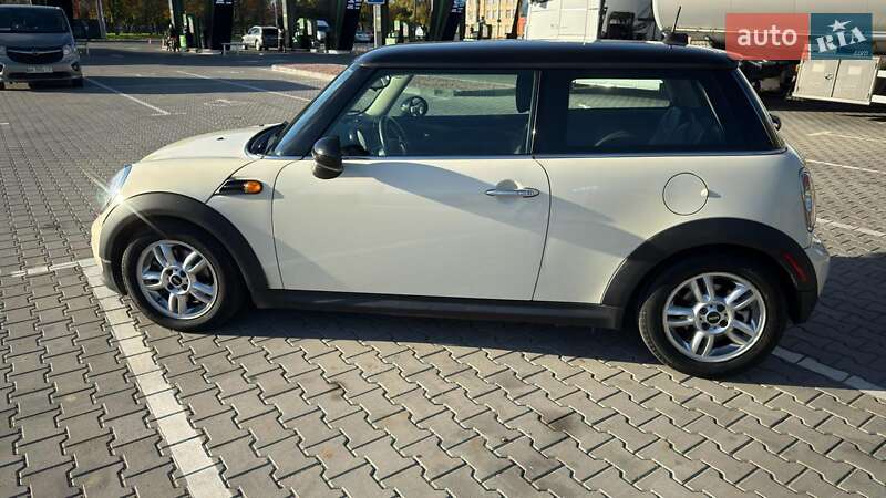 Хетчбек MINI Cooper 2013 в Одесі фото 28 Хетчбек MINI Cooper 2013 в Одесі