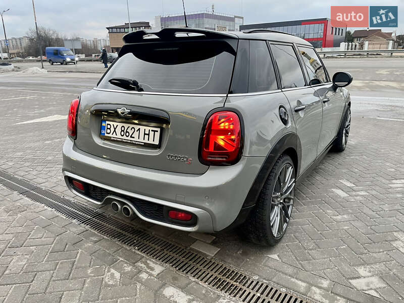 Хэтчбек MINI Cooper 2016 в Днепре фото 19 Хэтчбек MINI Cooper 2016 в Днепре