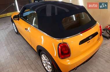Хэтчбек MINI Cooper 2016 в Львове
