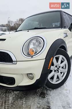 Хетчбек MINI Cooper 2010 в Львові