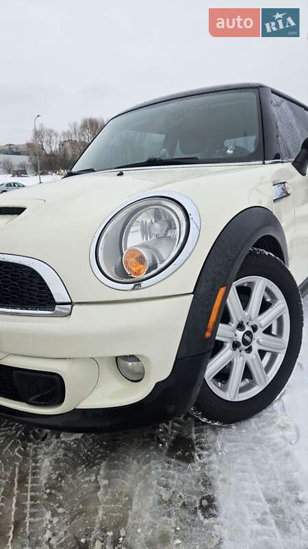 MINI Cooper 2010