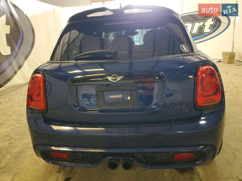 Хэтчбек MINI Cooper 2016 в Ивано-Франковске