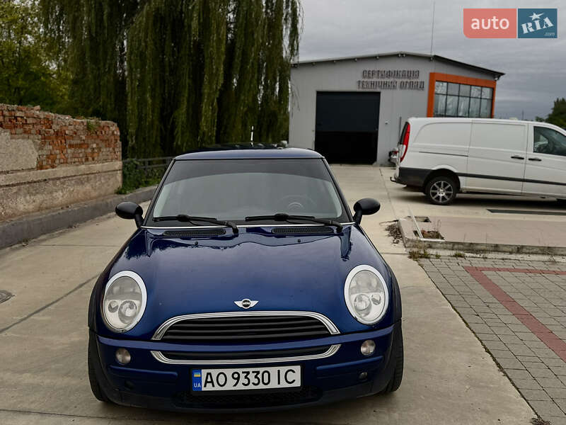 Хетчбек MINI Cooper 2003 в Ужгороді фото 3 Хетчбек MINI Cooper 2003 в Ужгороді