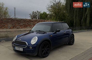 Хетчбек MINI Cooper 2003 в Ужгороді фото 4 Хетчбек MINI Cooper 2003 в Ужгороді