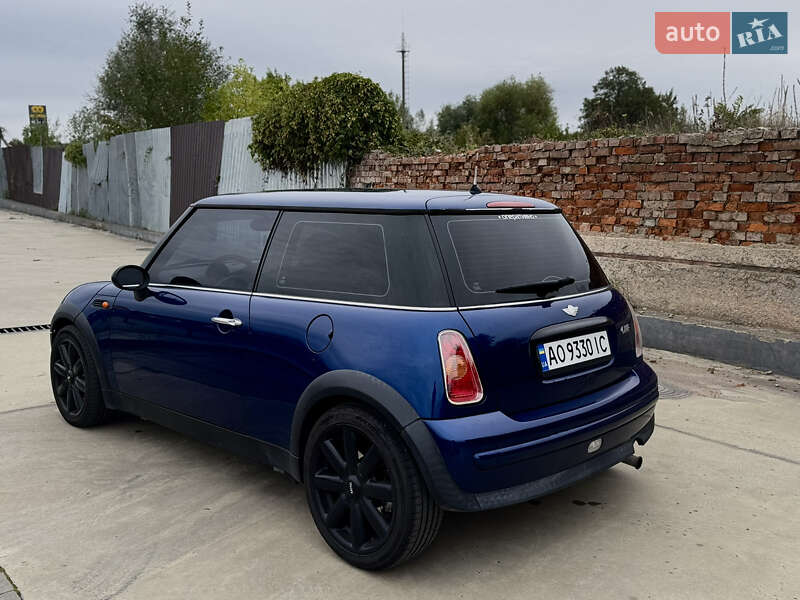 Хетчбек MINI Cooper 2003 в Ужгороді фото 6 Хетчбек MINI Cooper 2003 в Ужгороді