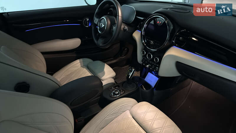 Хэтчбек MINI Cooper 2023 в Ивано-Франковске