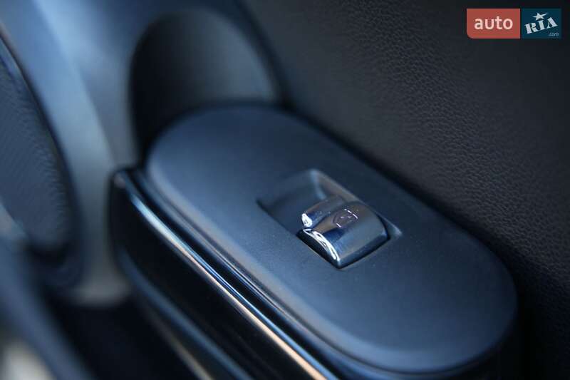 Хэтчбек MINI Cooper 2021 в Дубно фото 25 Хэтчбек MINI Cooper 2021 в Дубно