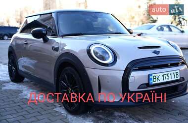 Хэтчбек MINI Cooper 2021 в Дубно