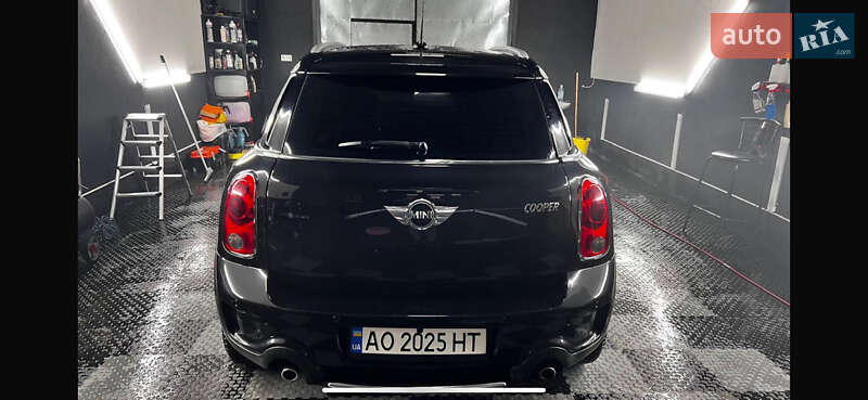Хэтчбек MINI Cooper 2015 в Ужгороде