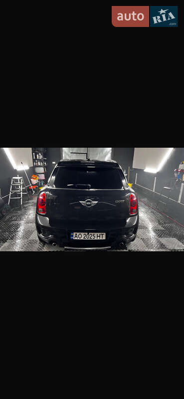 Хэтчбек MINI Cooper 2015 в Ужгороде