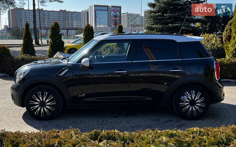 Хэтчбек MINI Cooper 2012 в Львове