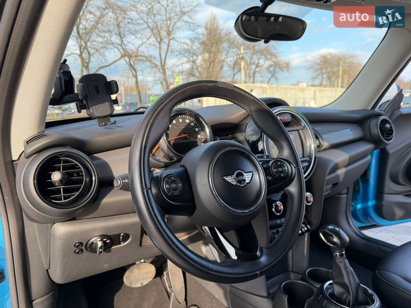 Хэтчбек MINI Cooper 2015 в Одессе