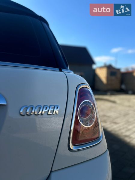 Хэтчбек MINI Cooper 2011 в Раздельной