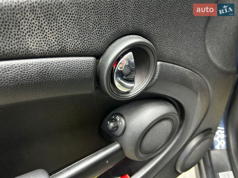 Хетчбек MINI Cooper 2011 в Чернівцях