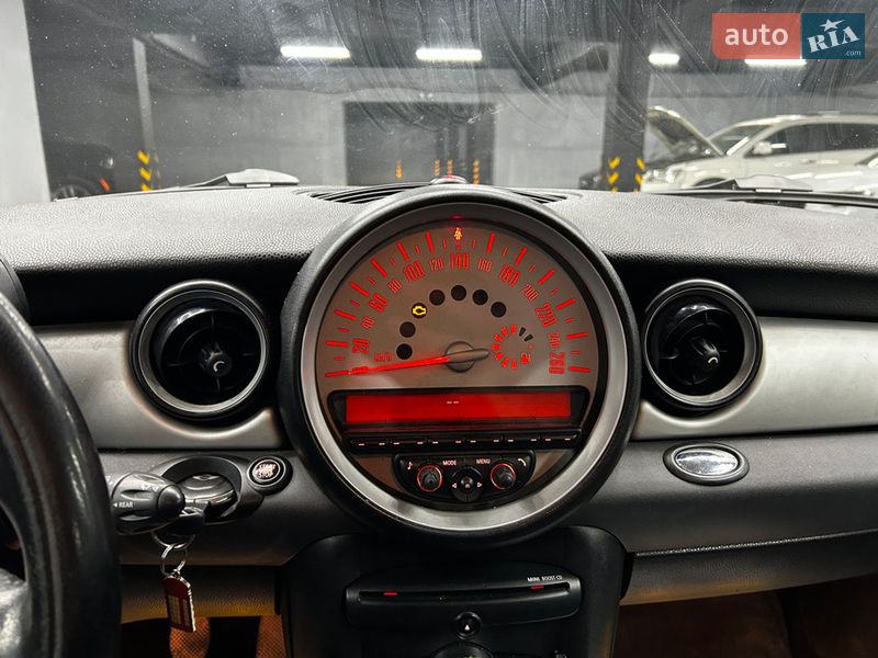 Хетчбек MINI Cooper 2011 в Чернівцях