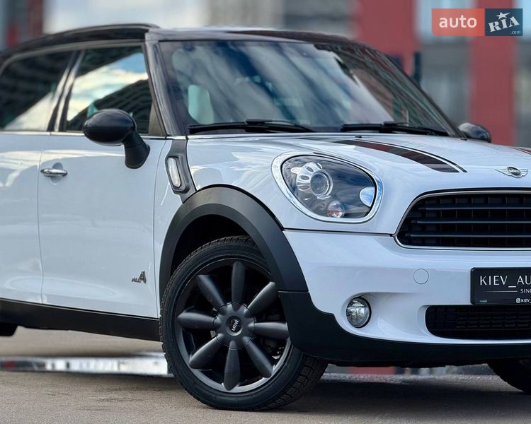 Хэтчбек MINI Cooper 2011 в Киеве
