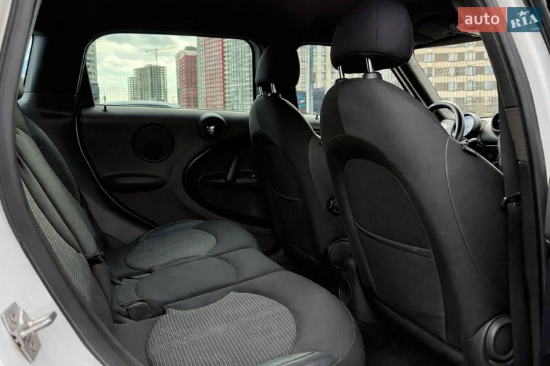 Хэтчбек MINI Cooper 2011 в Киеве