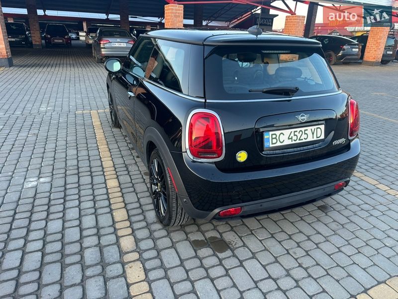 Хэтчбек MINI Cooper 2021 в Львове