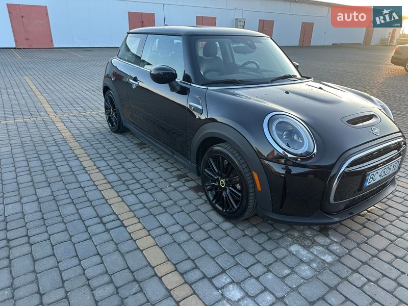 Хэтчбек MINI Cooper 2021 в Львове