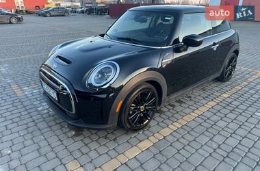 Хэтчбек MINI Cooper 2021 в Львове
