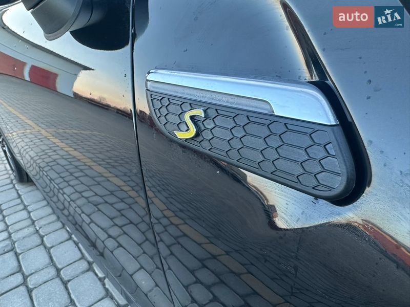 Хэтчбек MINI Cooper 2021 в Львове
