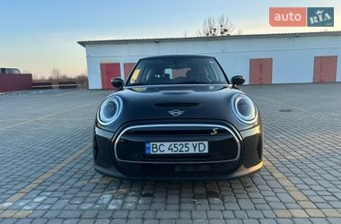 Хэтчбек MINI Cooper 2021 в Львове