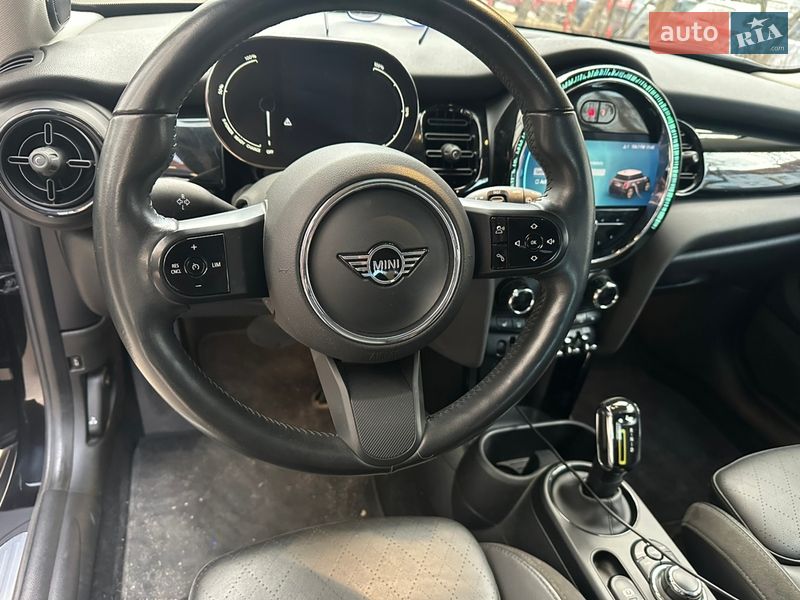 Хэтчбек MINI Cooper 2021 в Львове