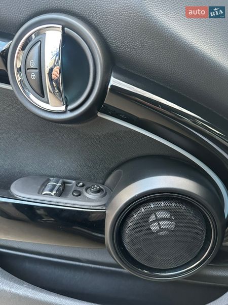Хэтчбек MINI Cooper 2021 в Львове