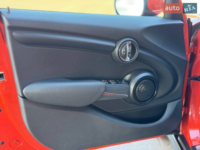 Хэтчбек MINI Cooper 2020 в Киеве