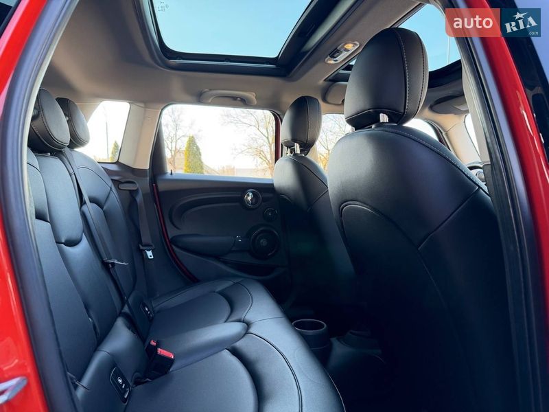 Хэтчбек MINI Cooper 2020 в Киеве