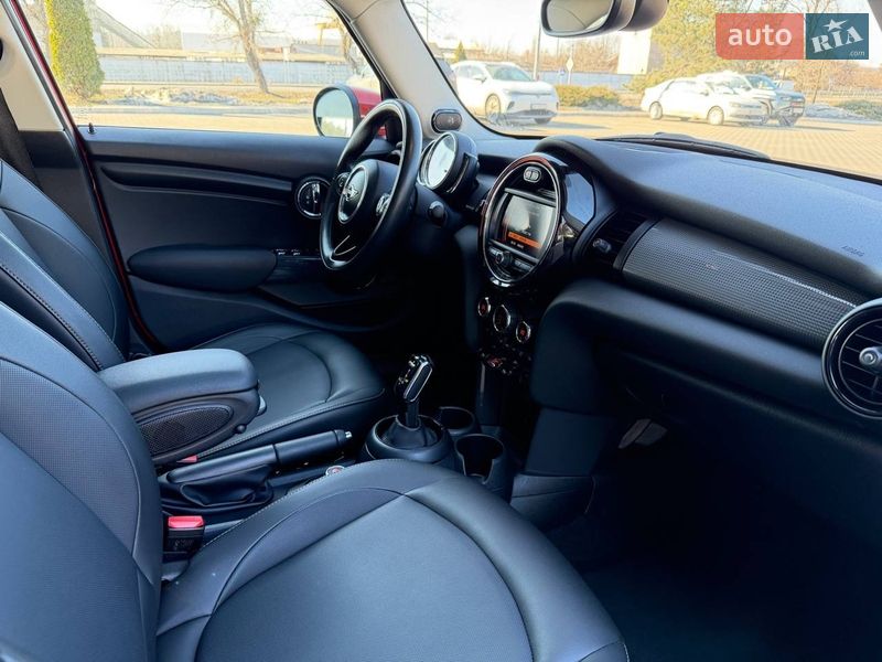 Хэтчбек MINI Cooper 2020 в Киеве
