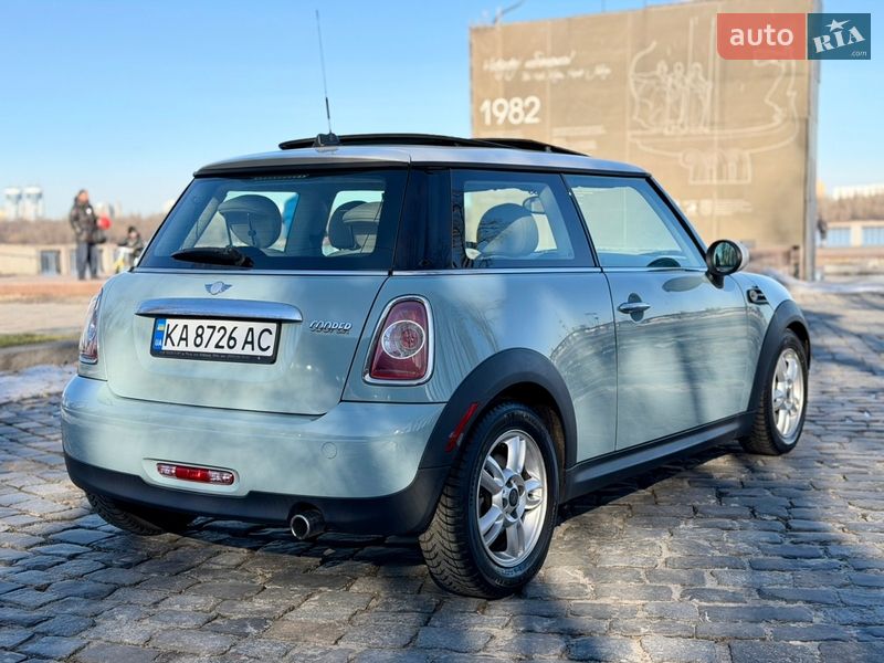 Хетчбек MINI Cooper 2012 в Києві