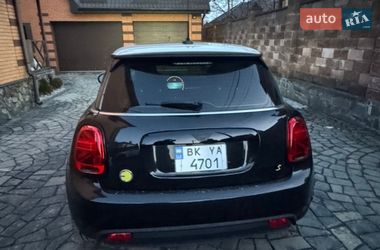Хэтчбек MINI Cooper 2023 в Костополе