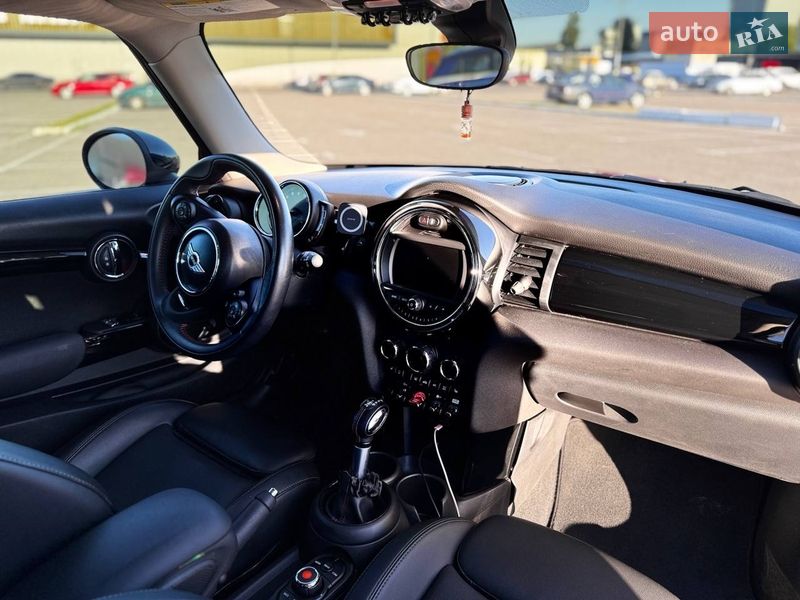 Хетчбек MINI Cooper 2019 в Києві