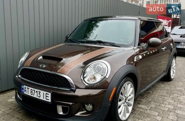 Хэтчбек MINI Cooper 2009 в Ивано-Франковске