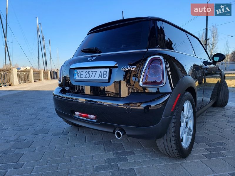 Хетчбек MINI Cooper 2011 в Дніпрі