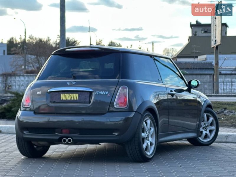 Хэтчбек MINI Cooper 2005 в Киеве