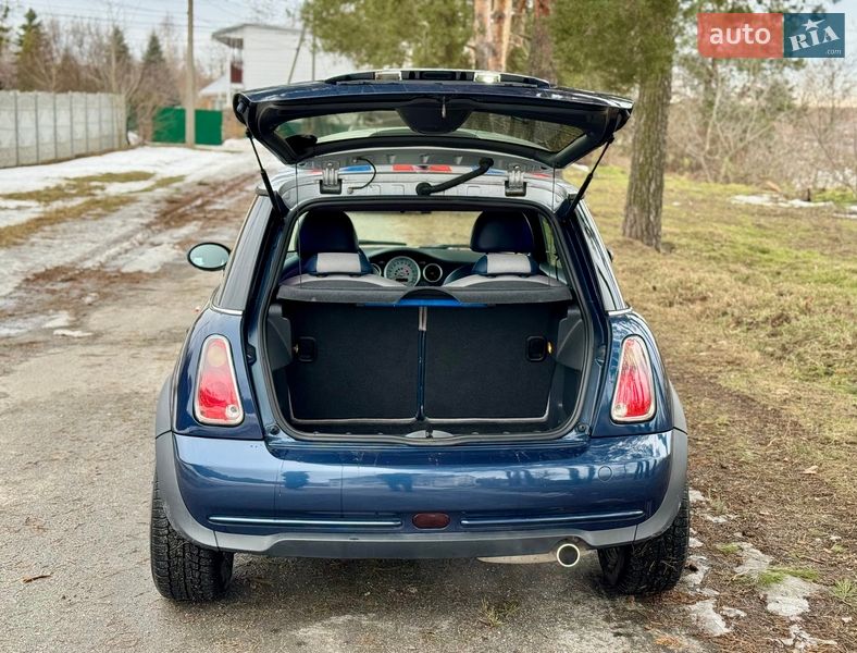 Хэтчбек MINI Cooper 2006 в Киеве