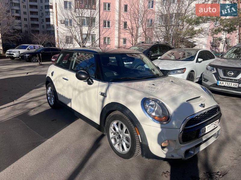Хетчбек MINI Cooper 2015 в Києві
