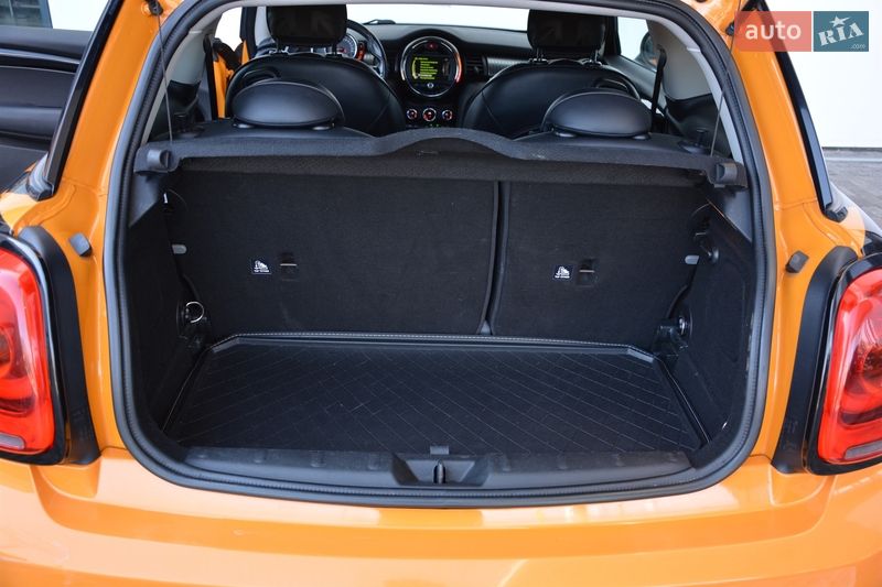 Хэтчбек MINI Cooper 2016 в Киеве фото 7 Хэтчбек MINI Cooper 2016 в Киеве