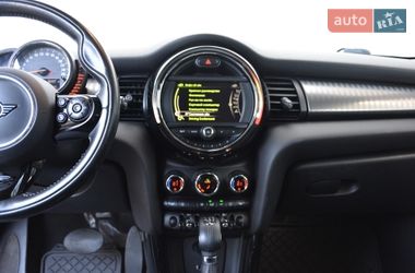 Хэтчбек MINI Cooper 2016 в Киеве фото 5 Хэтчбек MINI Cooper 2016 в Киеве