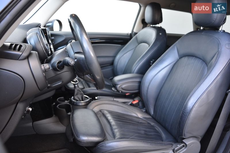 Хэтчбек MINI Cooper 2016 в Киеве фото 2 Хэтчбек MINI Cooper 2016 в Киеве