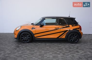 Хэтчбек MINI Cooper 2016 в Киеве фото Хэтчбек MINI Cooper 2016 в Киеве