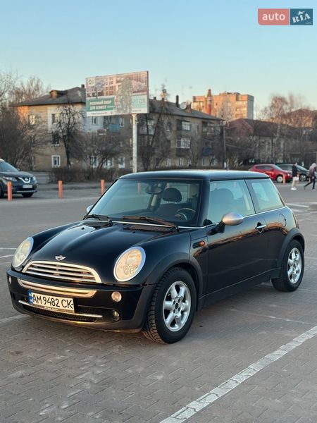 Хетчбек MINI Cooper 2004 в Житомирі