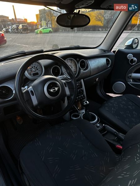 Хетчбек MINI Cooper 2004 в Житомирі