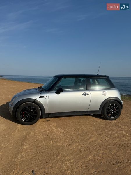 Хетчбек MINI Cooper 2001 в Одесі