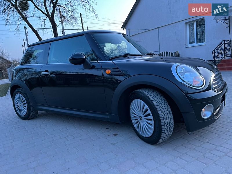 Хэтчбек MINI Cooper 2009 в Николаеве фото 15 Хэтчбек MINI Cooper 2009 в Николаеве