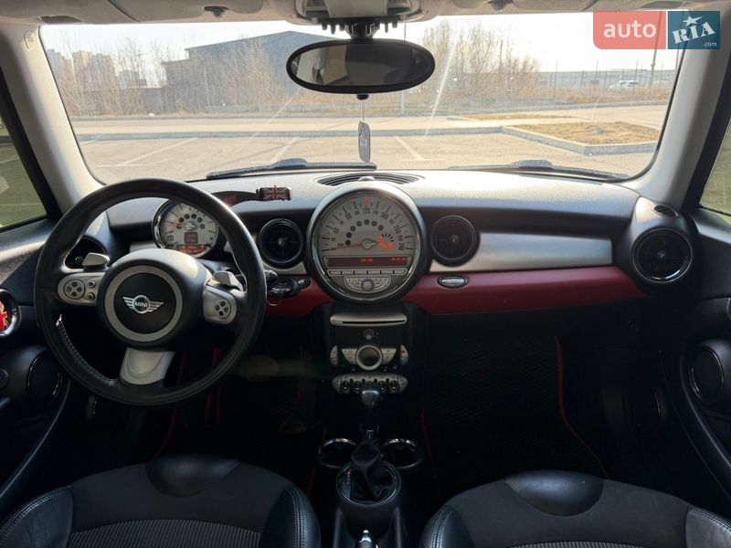 Хэтчбек MINI Cooper 2007 в Киеве