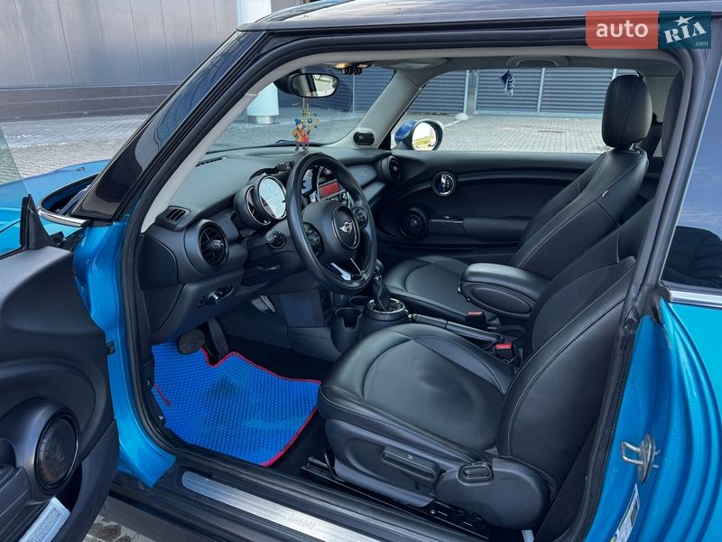Хэтчбек MINI Cooper 2015 в Киеве